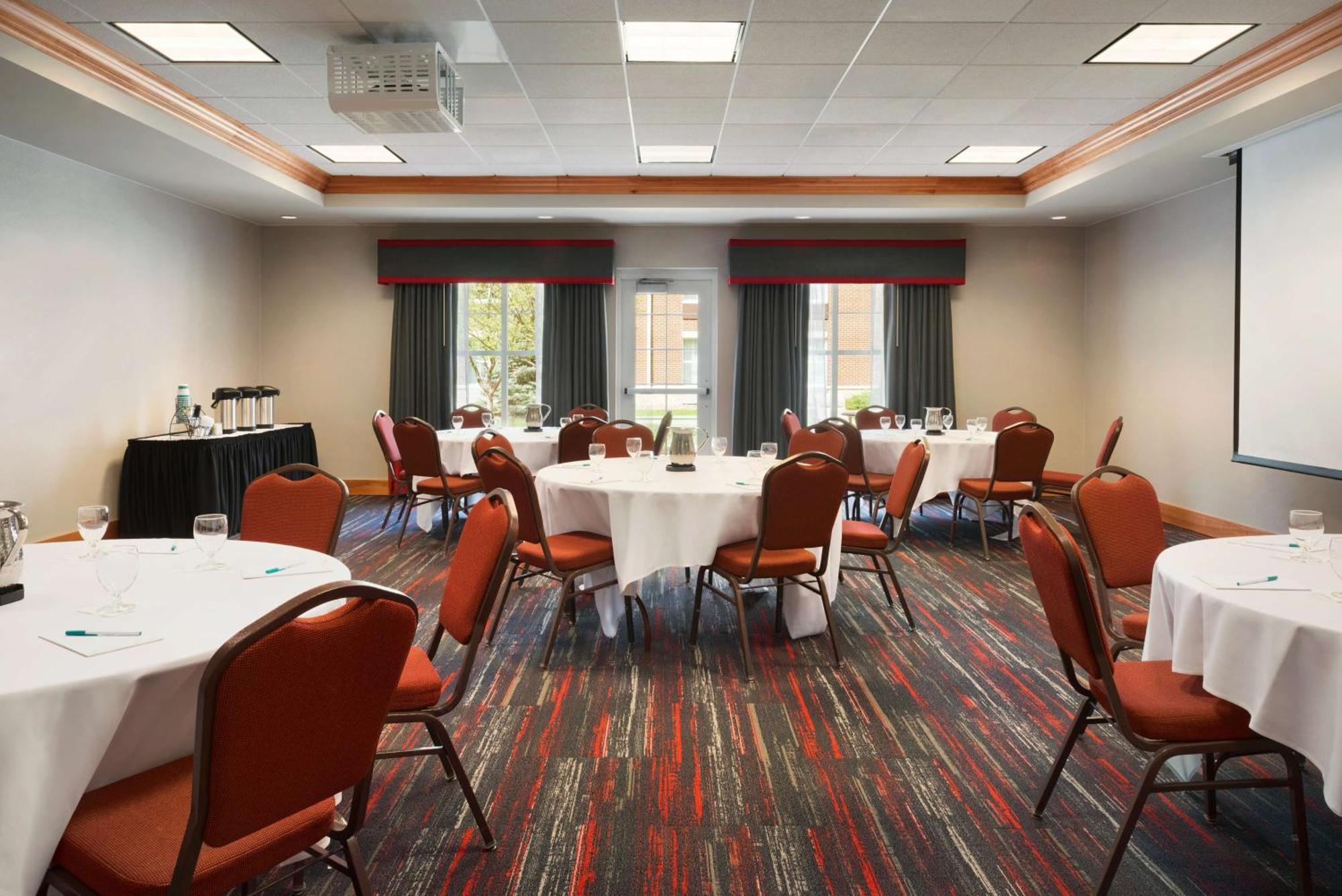 Homewood Suites By Hilton Madison West Bagian luar foto