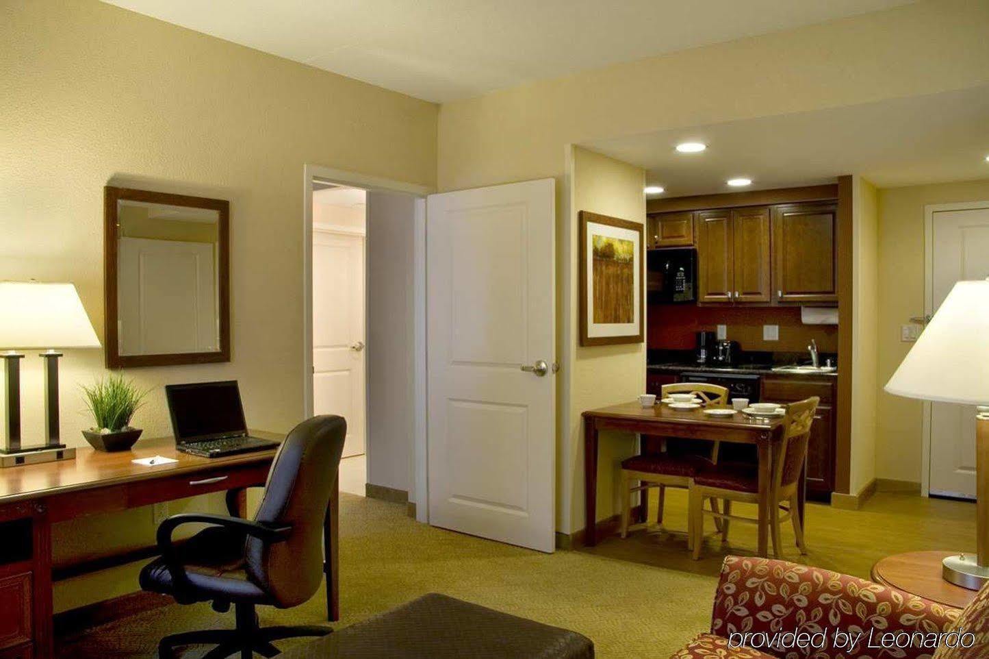 Homewood Suites By Hilton Madison West Bagian luar foto